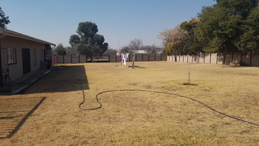 To Let 3 Bedroom Property for Rent in Morelig Free State